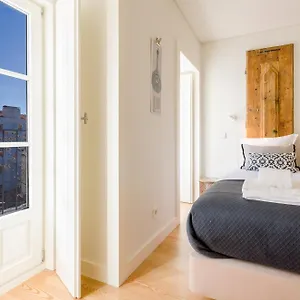 https://casas-damouraria-two-bedroom-apartments.hotels-lisbon-portugal.com